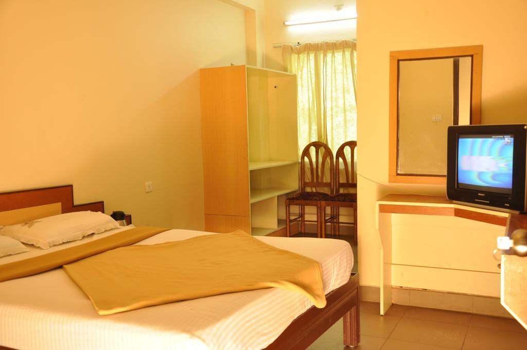 Albarad Hotel Munnar Δωμάτιο φωτογραφία