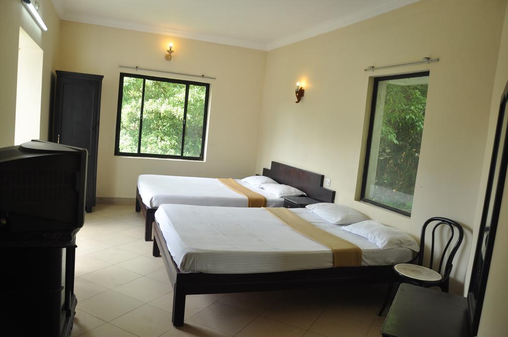Albarad Hotel Munnar Δωμάτιο φωτογραφία